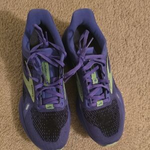 Brooks Women’s Purple Running Shoes with Mint Highlights
